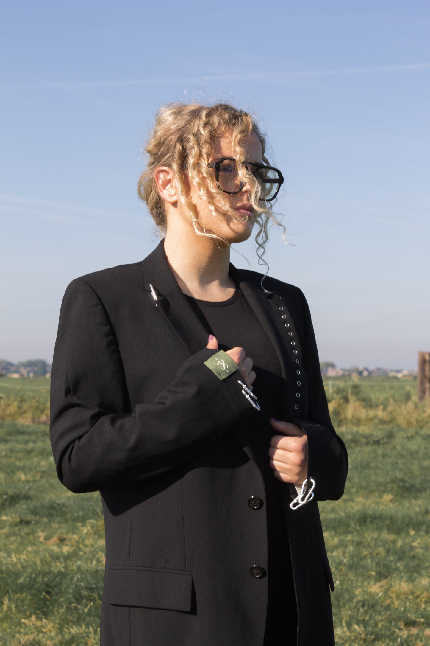 Vintage Blazer Eyelet Black
